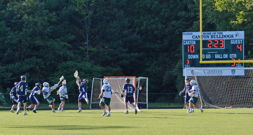 The Bulldogs dominated Archbishop Williams in the D3 quarters. (Courtesy of Kate Merrigan)